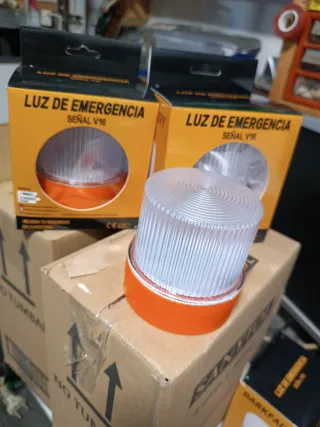 Señal de emergencia V16