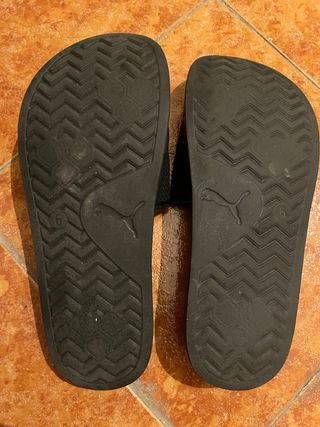 Chancletas Puma Negras Talla 39