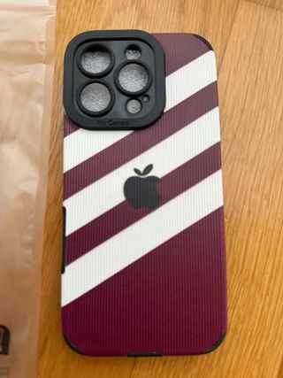 Funda iPhone 16 Pro Rayas Burdeos y Blanca