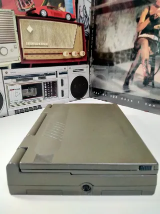 Portátil Chicony NB5625 (1992)