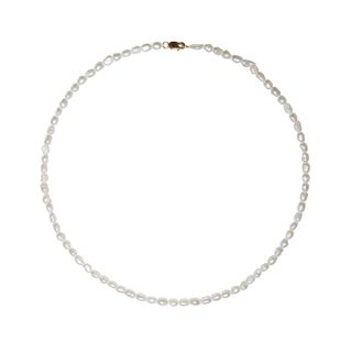 Collar Perlas Ovaladas Blancas Cierre Oro