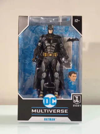 Batman JL Tactical Suit - Action Figure Custom