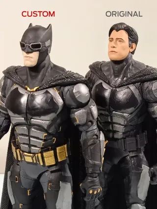 Batman JL Tactical Suit - Action Figure Custom