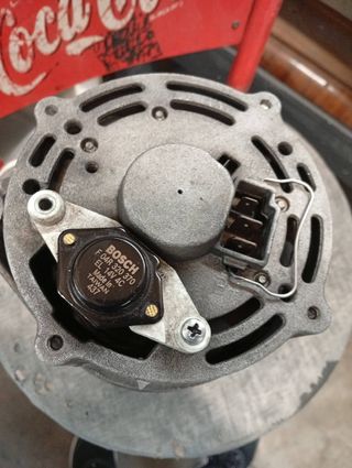 Alternador - Mercedes-Benz - 300-D - W124.