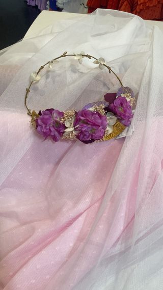 Tiara de flores para niña
