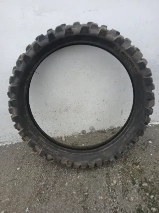 Rueda de moto de cross