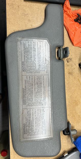 Parasol Nissan Micra K11 Gris