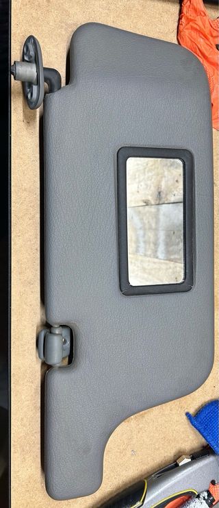 Parasol Nissan Micra K11 Gris