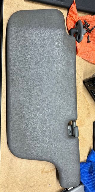 Parasol Nissan Micra K11 Gris