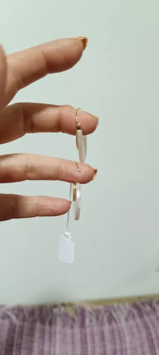 Pendientes caracola Blanco y Dorado