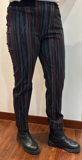 Pantalones elásticos con estampado