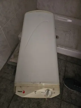 Calentador de agua eléctrico Fagor