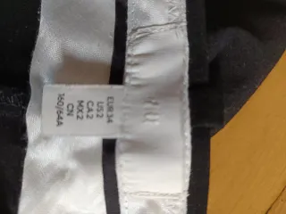 Pantalones chinos negros largos