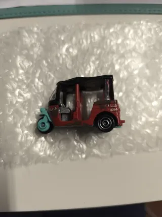 Coche Indiana Jones Hot Wheels