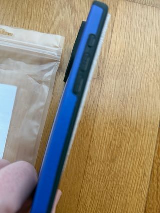 Funda protectora para iPhone 16 Pro