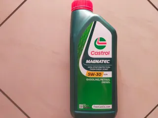 Castrol Magnatec 5W-30 Olio Motore