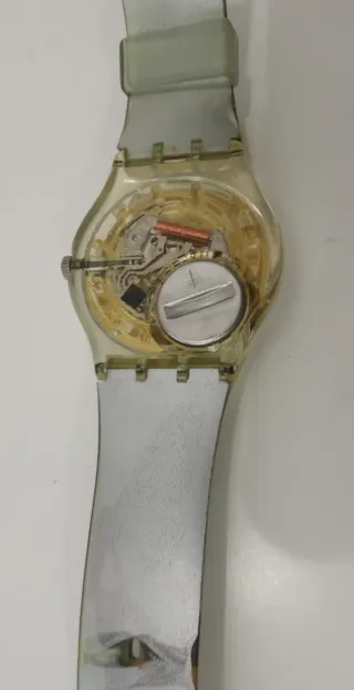 Reloj Swatch Sky Fly GK347 Mariposa Azul