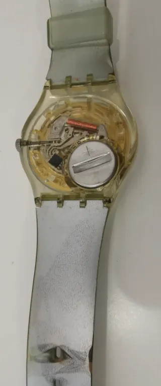 Reloj Swatch Sky Fly GK347 Mariposa Azul