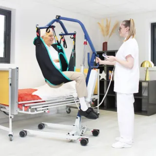 Alquiler Grúa para enfermos con arnés incluido 68€