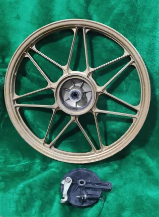 Llantas doradas Derbi Variant