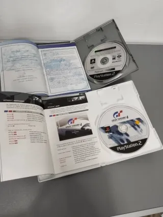 Juegos PS2: Kingdom Hearts y Gran Turismo 4