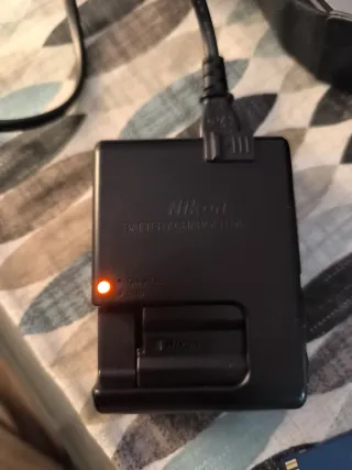 Cámara Nikon D750 + Accesorios