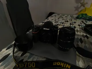 Cámara Nikon D750 + Accesorios