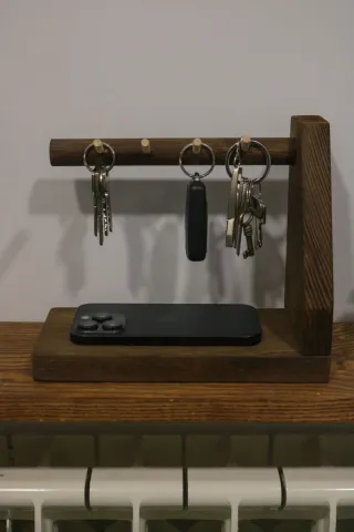 Soporte llaves y móvil madera