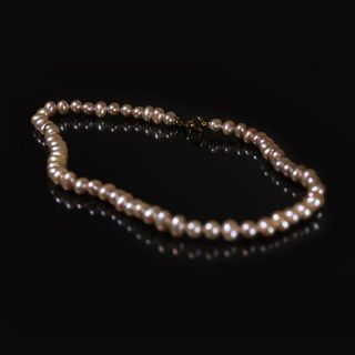 Collar Perlas Cultivadas Ovaladas Peach Cierre Oro