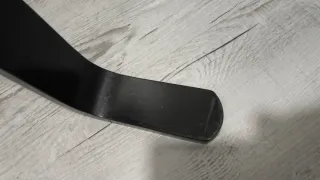 Perchero de pie negro madera