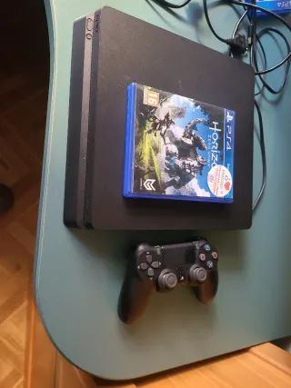 PS4 (PlayStation 4) Negra Poco Uso