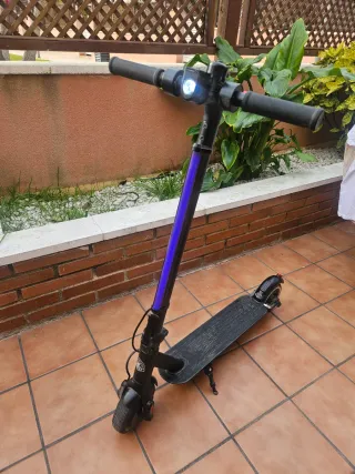 Patinete Eléctrico un poco mas pequeño que adulto