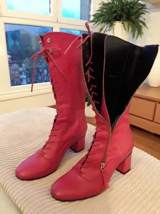 BOTAS ALTAS ROJAS "23 EUROS "