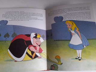 Disney Bambi- Alicia en el País de las Maravillas