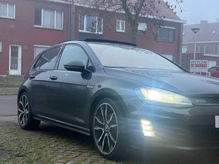 Volkswagen Golf VII GTD pack 7.5