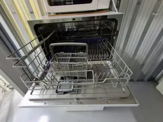 Lavadora, Lavavajillas, Microondas.