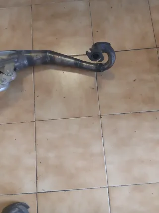 Tubo Escape Minarelli LeoVinci Horizontal