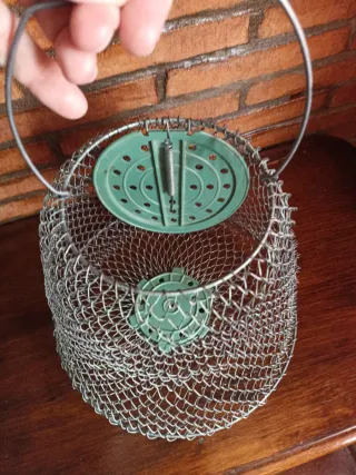 Nasa de pesca con tapa antigua