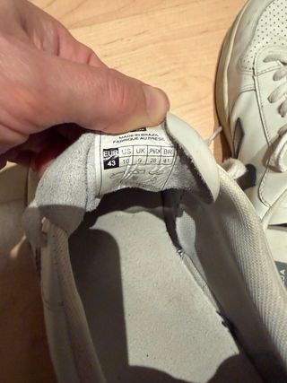 Zapatillas Veja Blancas y Rojas Hombre