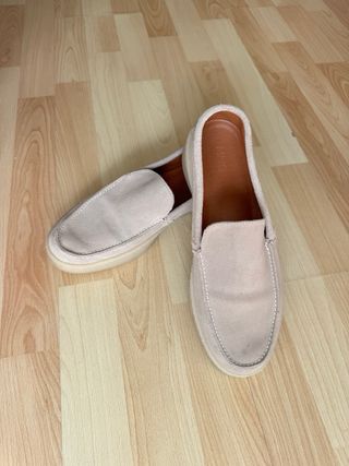 Mocasines Mango de ante beige. Talla 43.
