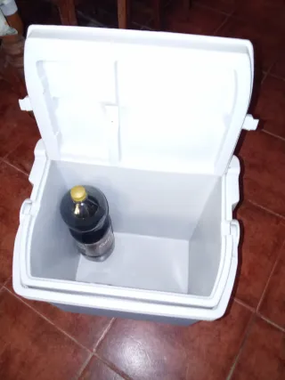 Nevera portátil grande azul