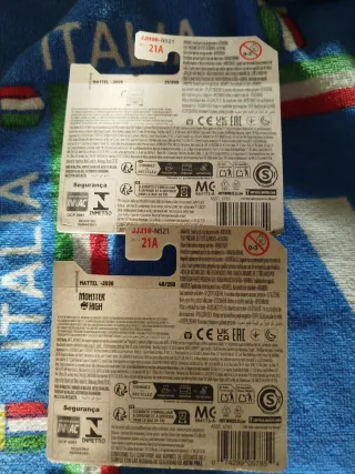 Hot Wheels Barbie Dream Camper e Monster High