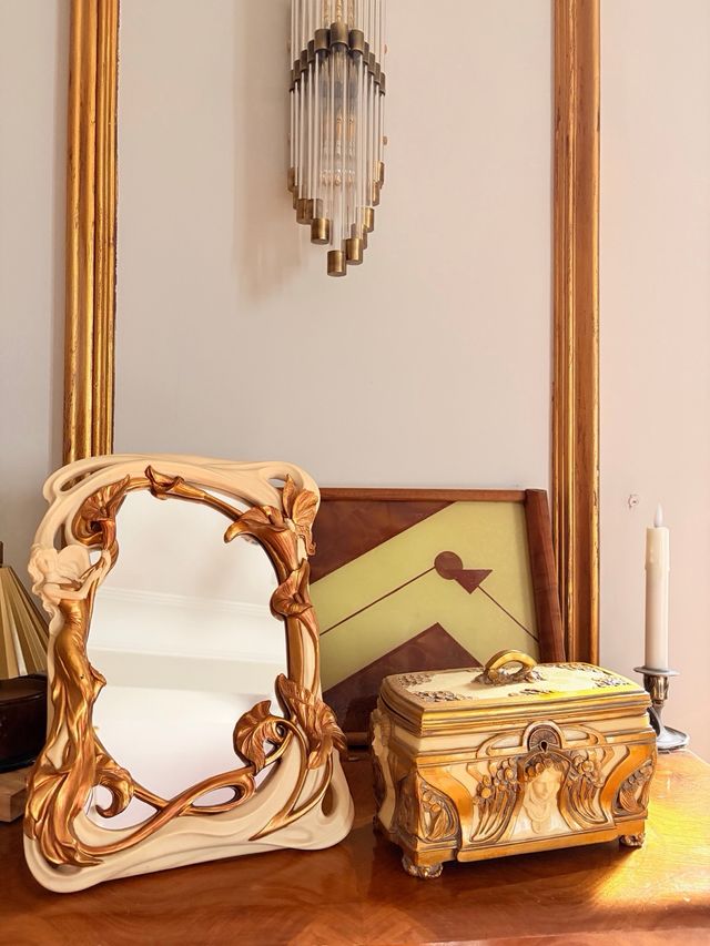 Espejo Art Nouveau Modernista Beige/Oro