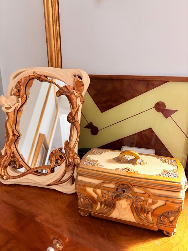 Espejo Art Nouveau Modernista Beige/Oro