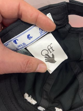 Lote Off-White: Gorra, Cinturón y Correa