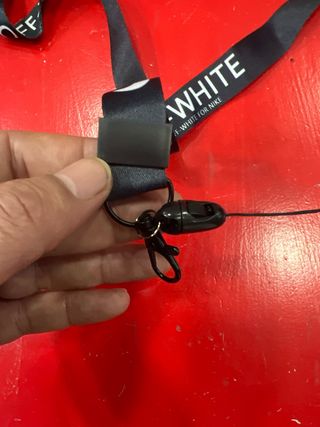 Lote Off-White: Gorra, Cinturón y Correa