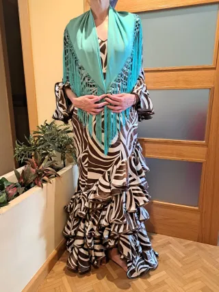 Traje Flamenca Talla 42, estampado