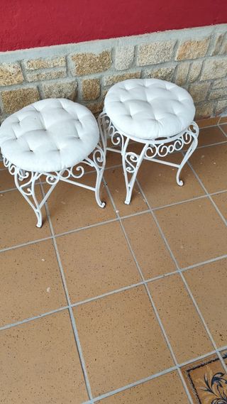 Conjunto mesa y sillas terraza hierro