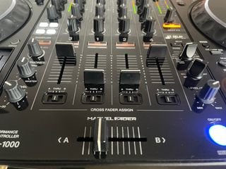 Controlador DJ Pioneer DDJ-1000