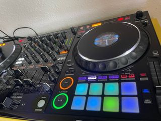 Controlador DJ Pioneer DDJ-1000